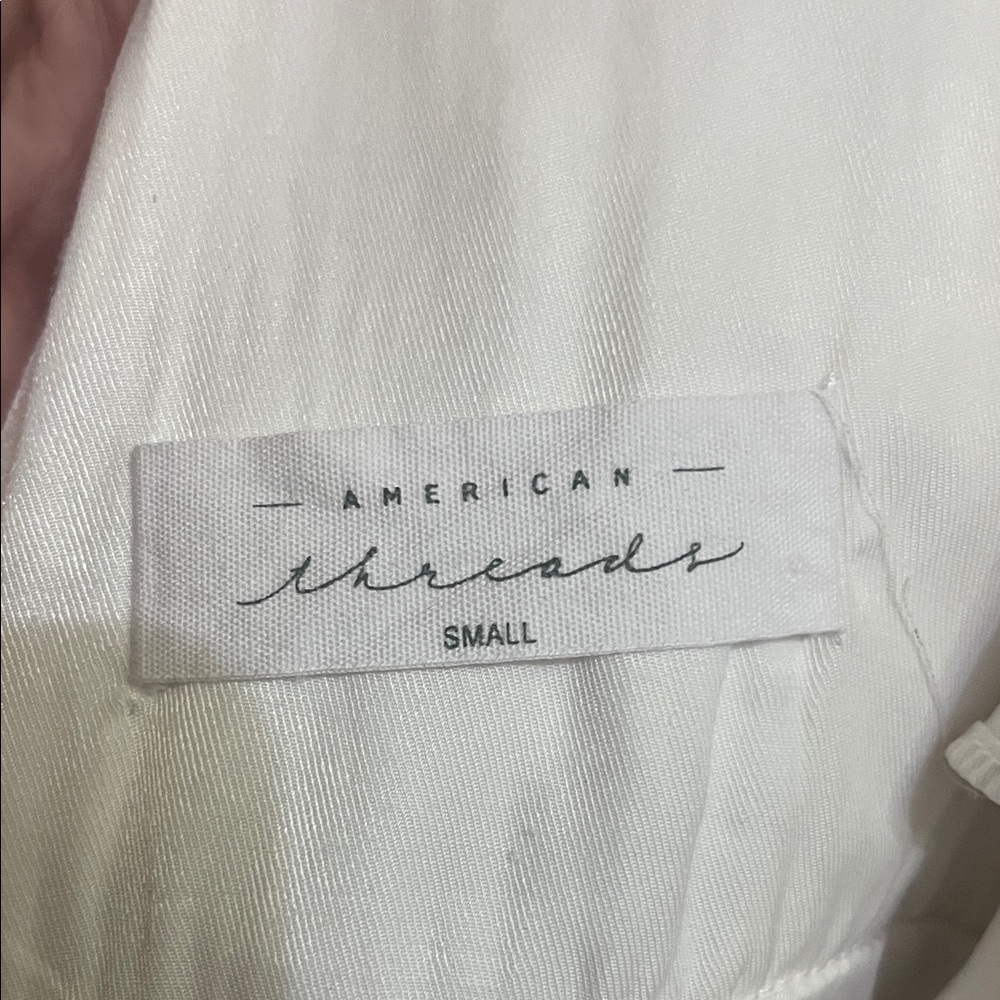 American Threads White Ruffle Blouse - Picture 2 of 6